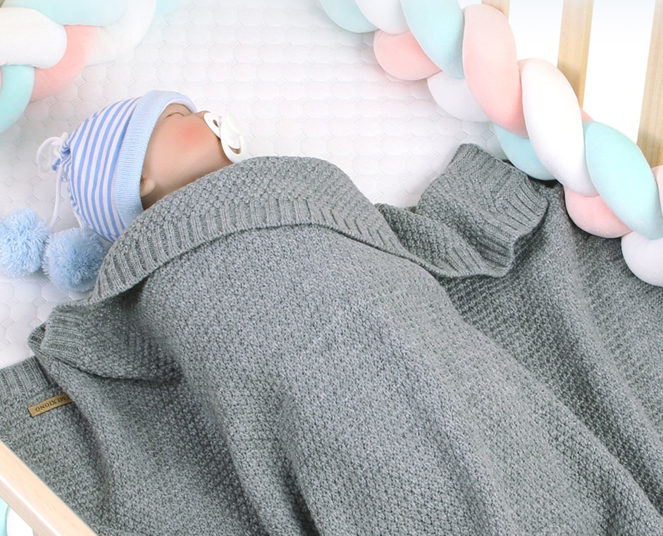 Knitted Blanket for Newborn Babies